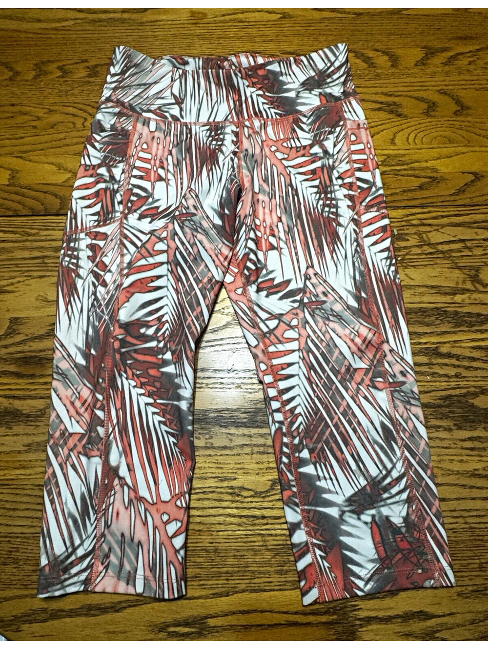 Calvin Klein Performance Womens 2XL Tropical Capri Leggings Stretch Pull On